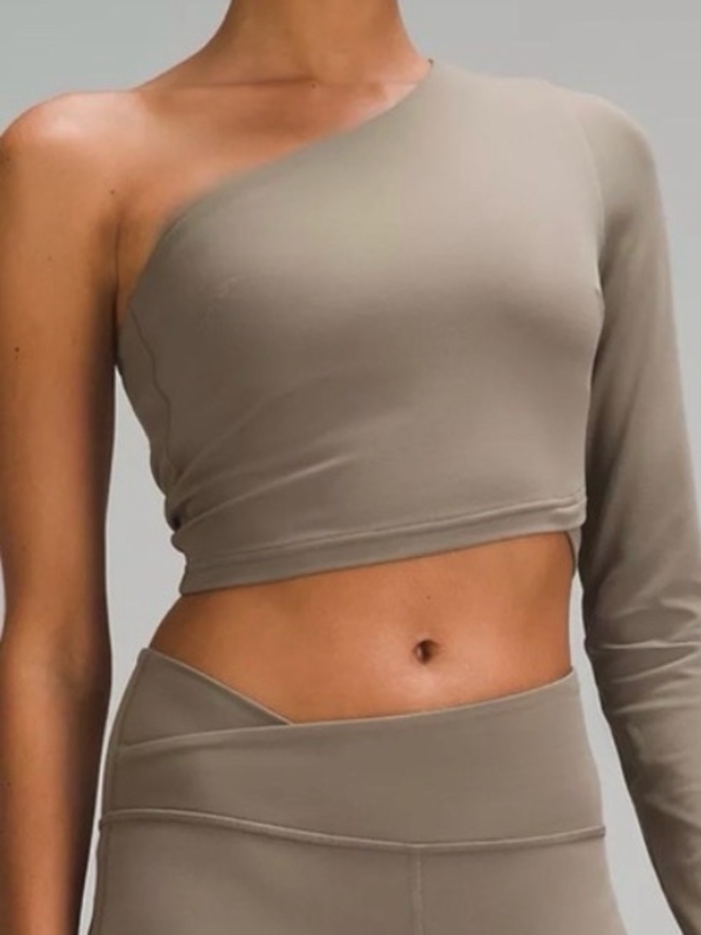 lululemon athletica
Lululemon Align™Asymmetrical Long-Sleeve Shirt! NOMAD